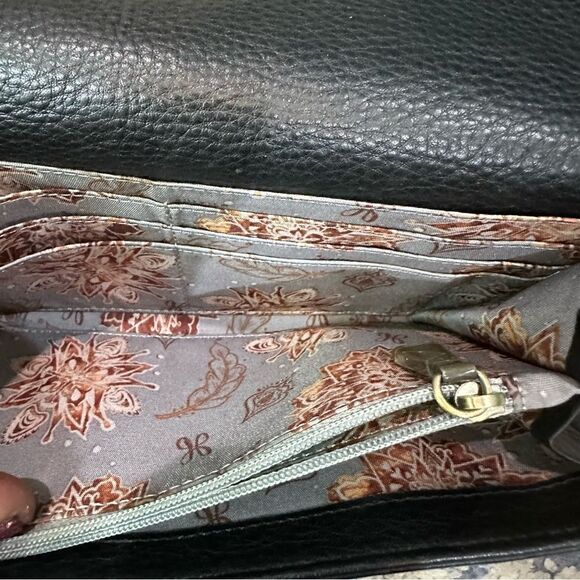 HOBO INTERNATIONAL Black Wristlet Long Wallet Leather 2 Ways To Wear - Picture 7 of 8